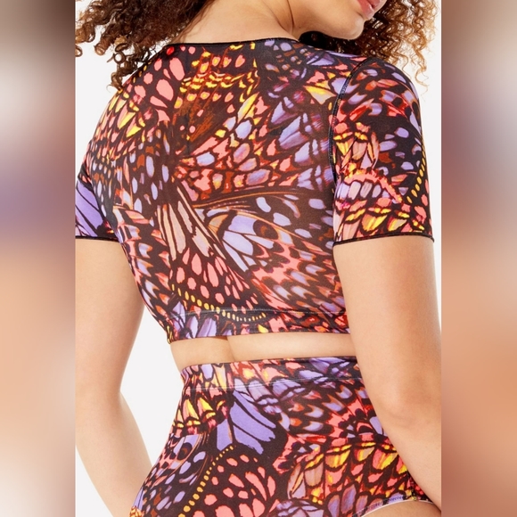 Mesh Me Smoothing Midi Top - Picture 4 of 6